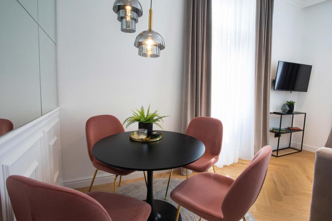 Pierrot & Pierrette Gajeva 6 Apartment Загреб Екстериор снимка